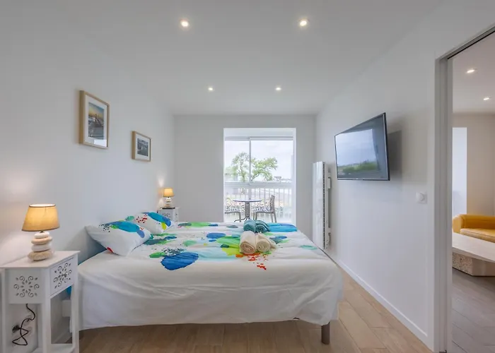 아파트 La Vigie Des Ours - Appt Proche De La 쿠르쇨 쉬르 메르